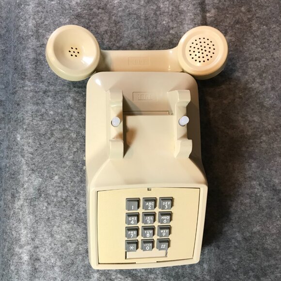 Retro Push Button Traditional Landline Desk Phone - Picture 7 of 8